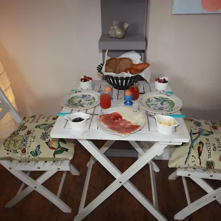 Bed and breakfast De Pimpelmees La Haya