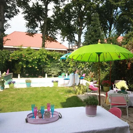 De Pimpelmees Bed and breakfast La Haya